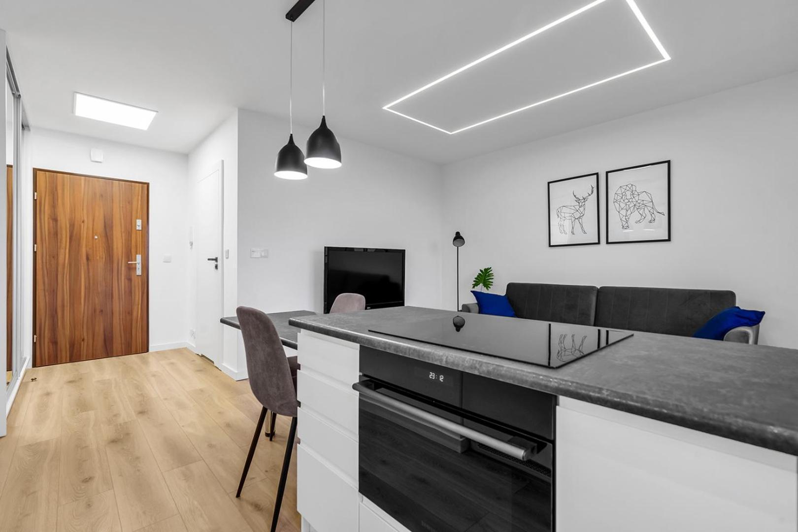 12Th Floor Wola Modern Apartment Warsaw Exterior photo